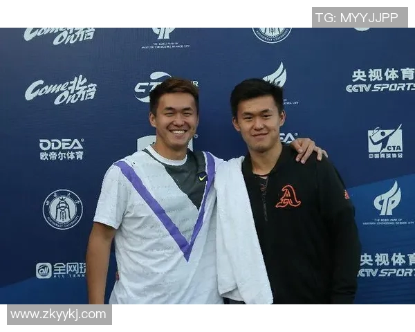 重庆网球队快攻策略分析与比赛表现的得失探讨