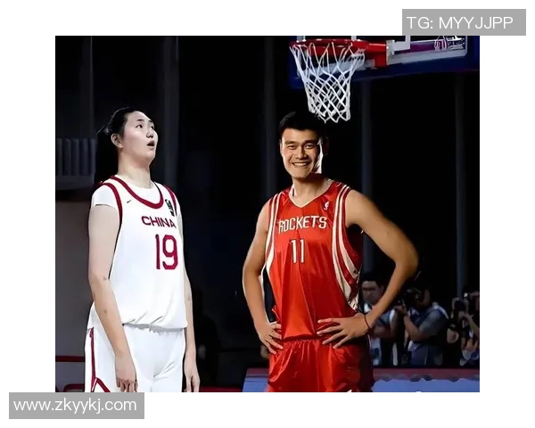 黄丽专访:从青涩少女到篮球女神的奋斗与成长之路 黄丽专访:从青涩少女到篮球女神的奋斗与成长之路